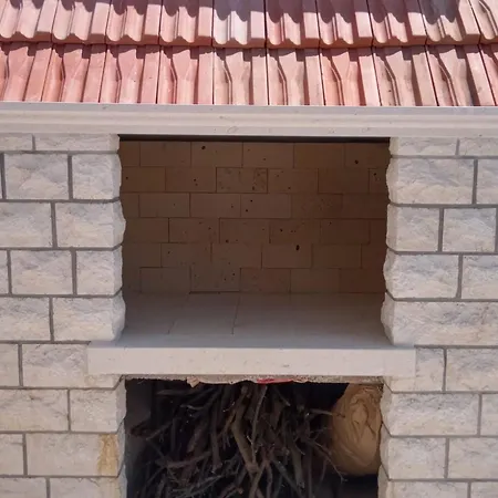 Perfect Getaway Near Korcula's Scenic Sights And Beaches Prázdninový dům *