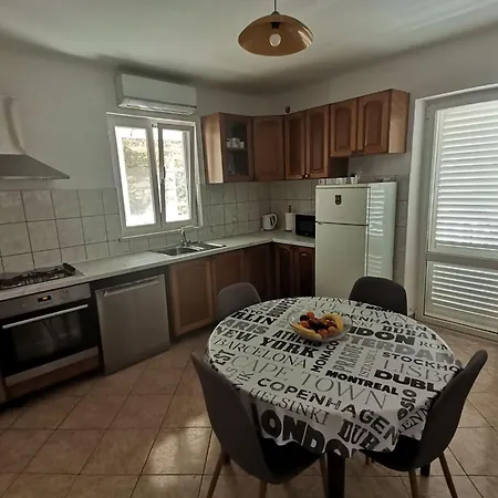 Сasa de vacaciones Perfect Getaway Near Korcula's Scenic Sights And Beaches *